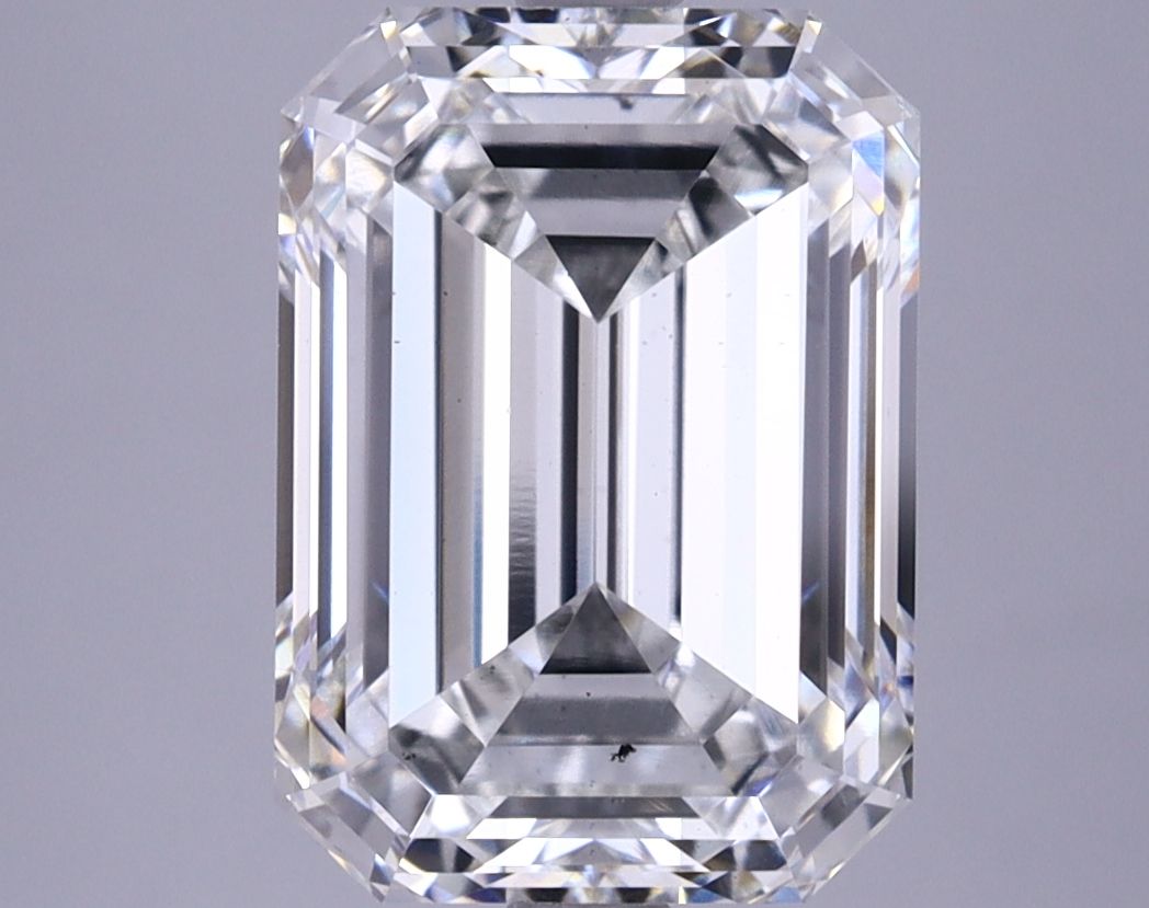 4.62 ct. emerald Lab Grown Diamond front image