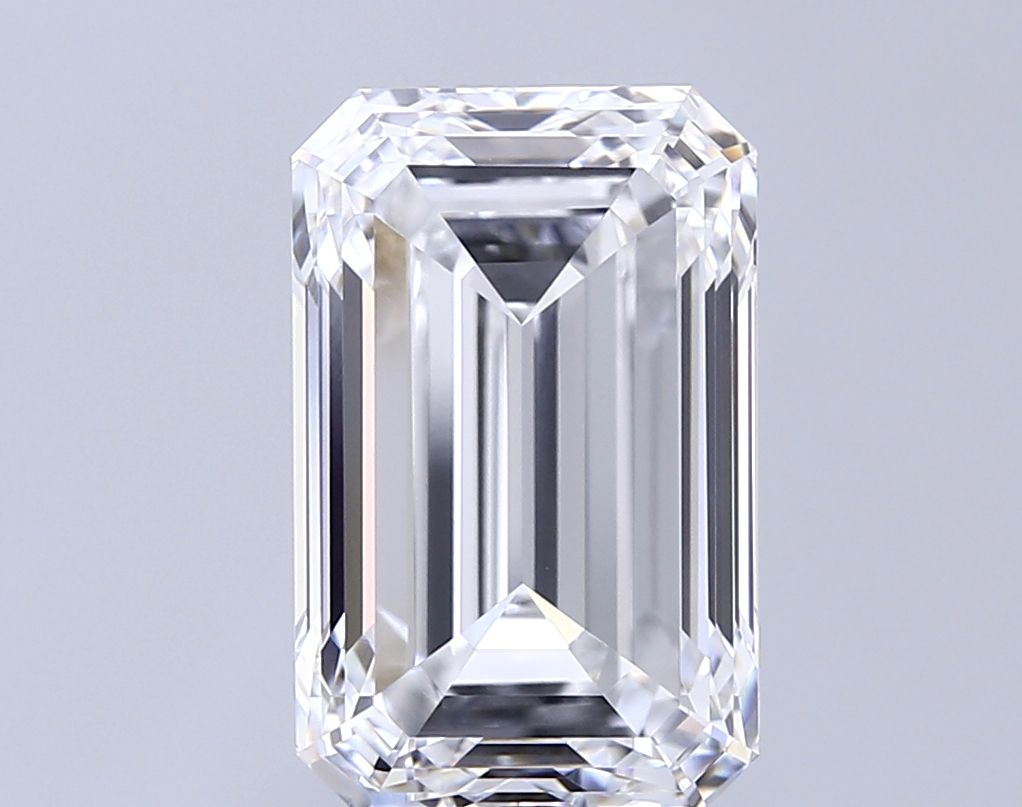 6.58 ct. emerald Lab Grown Diamond front image
