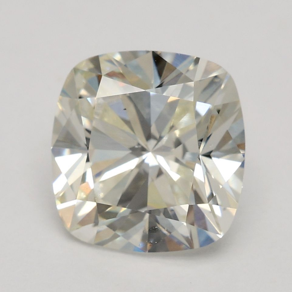 2.06 ct Cushion Brilliant diamond