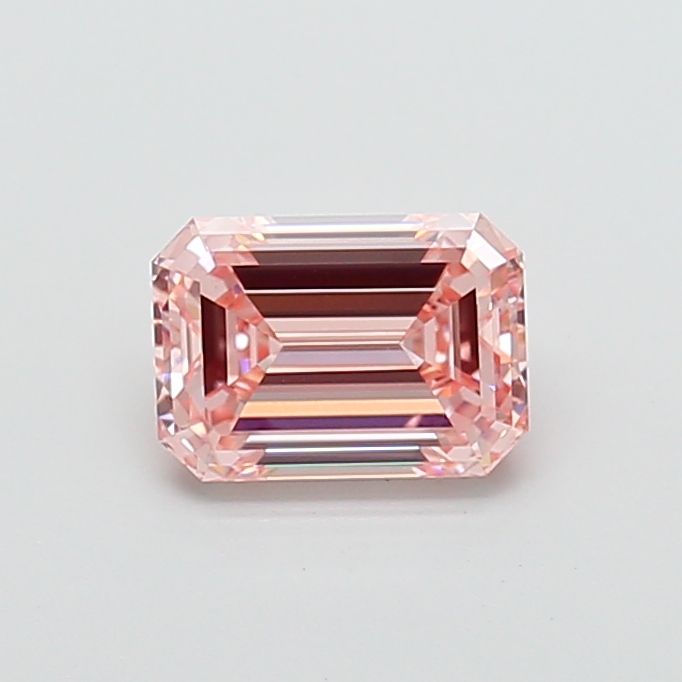 3.09 ct Emerald diamond