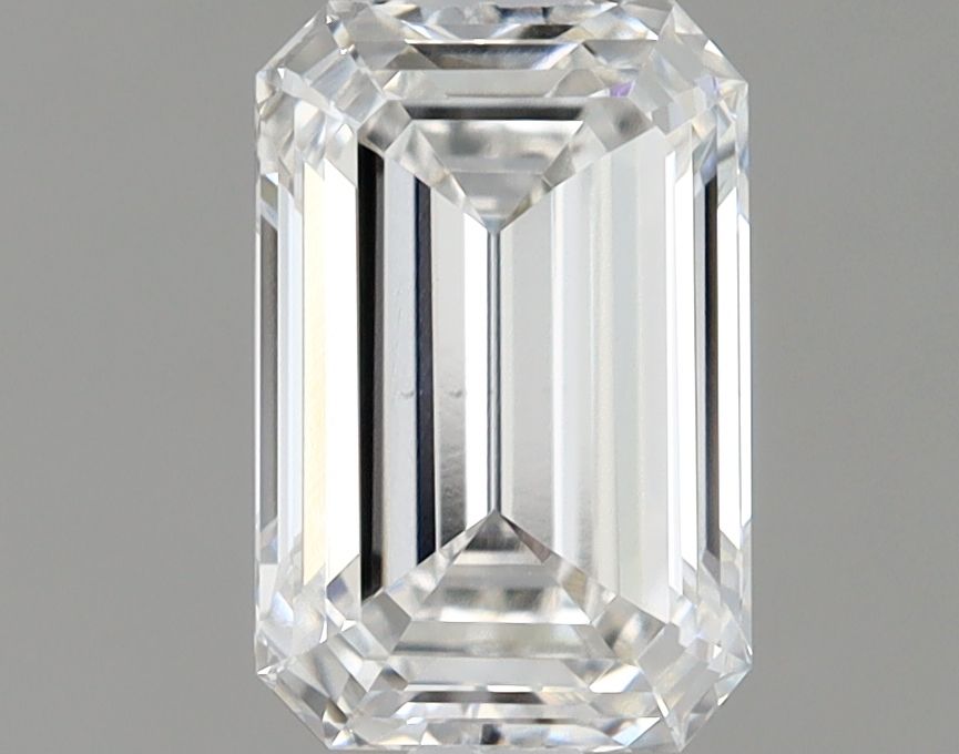 1.28 ct. emerald Lab Grown Diamond front image