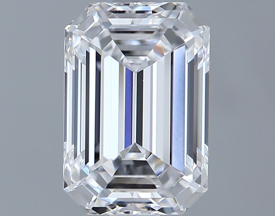 1.55 ct. emerald Lab Grown Diamond front image