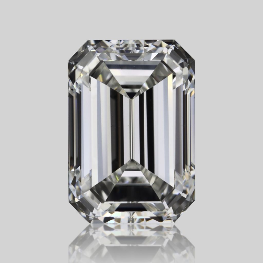 0.80 ct Emerald diamond
