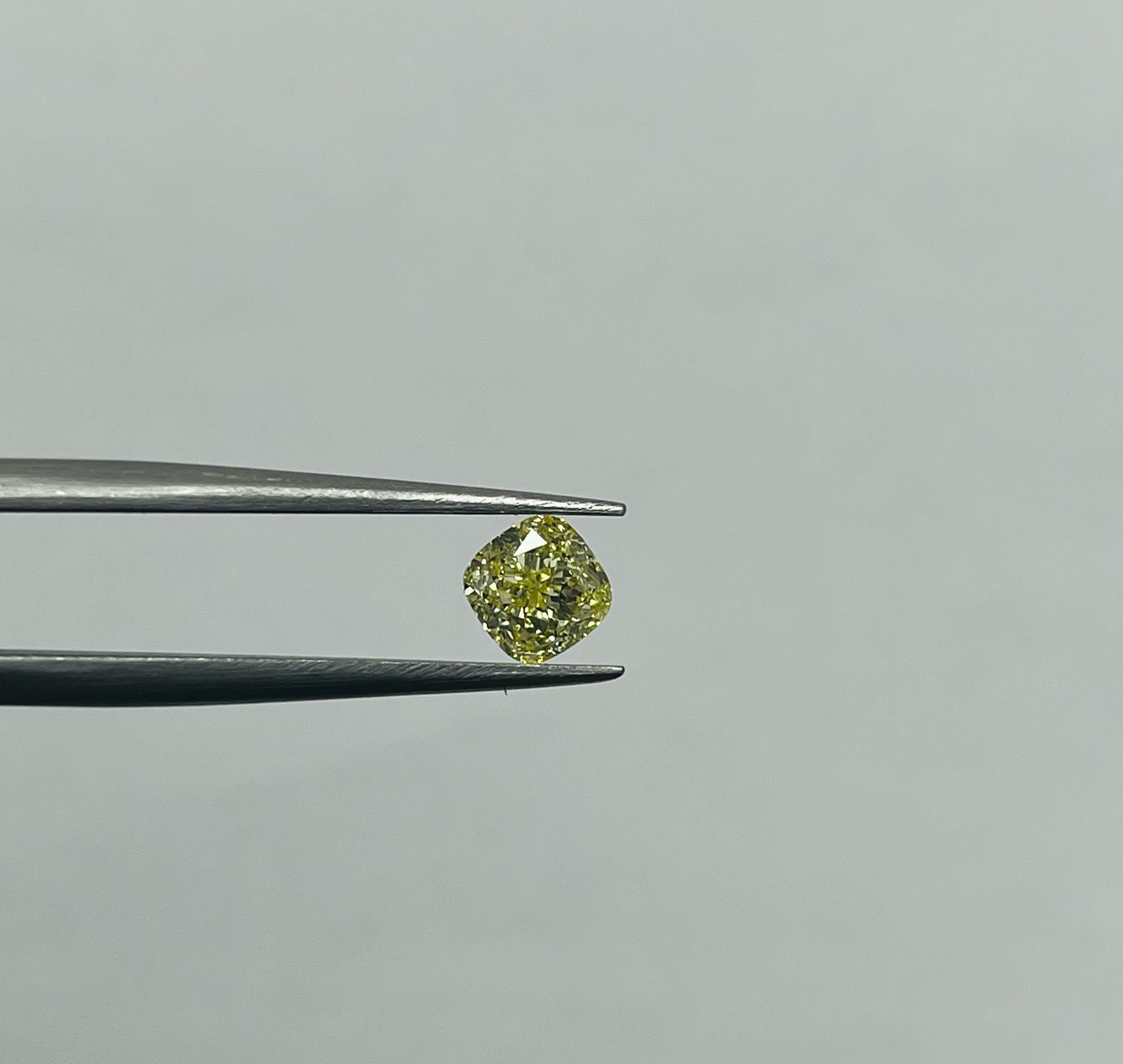 Diament 1.01 ct Fancy Yellow/SI1