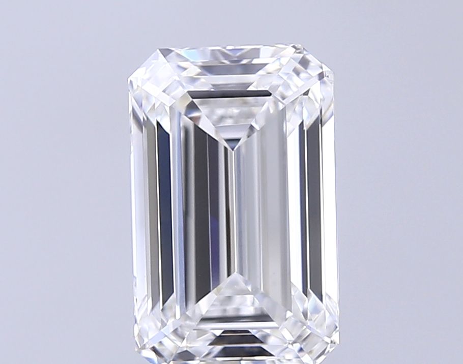 4.00 ct. emerald Lab Grown Diamond front image