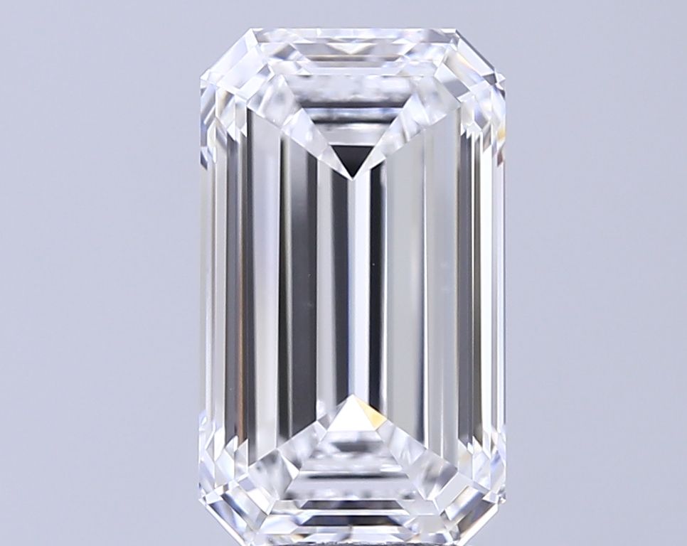 5.00 ct. emerald Lab Grown Diamond front image