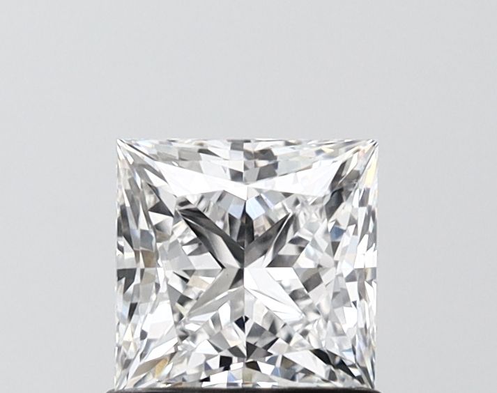 1.07 ct lab-grown Princess Diamond