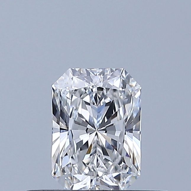0.39 ct lab-grown Radiant Diamond