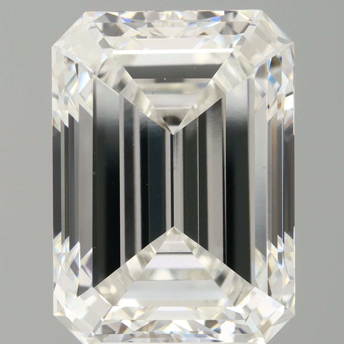 5.50 ct. emerald Lab Grown Diamond front image