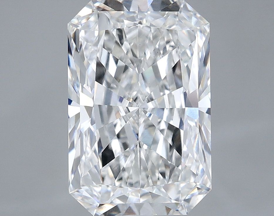 3.54 ct. radiant Lab Grown Diamond front image