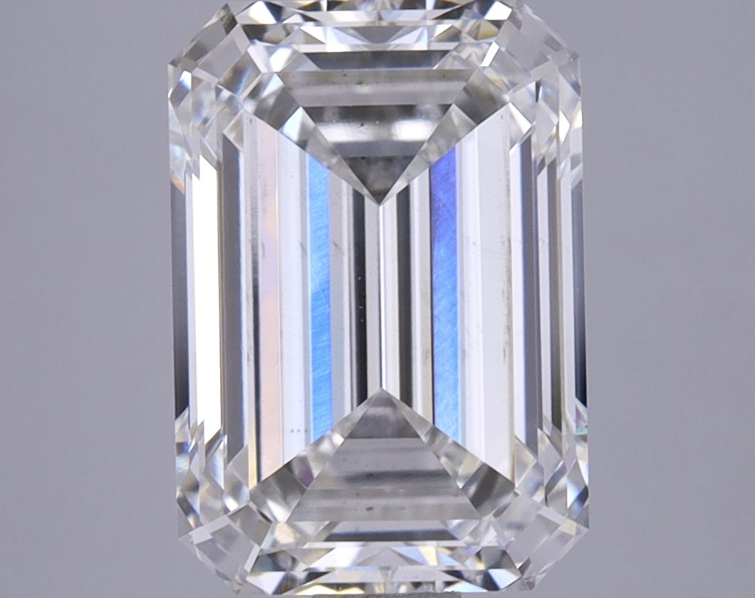2.83 ct. emerald Lab Grown Diamond front image