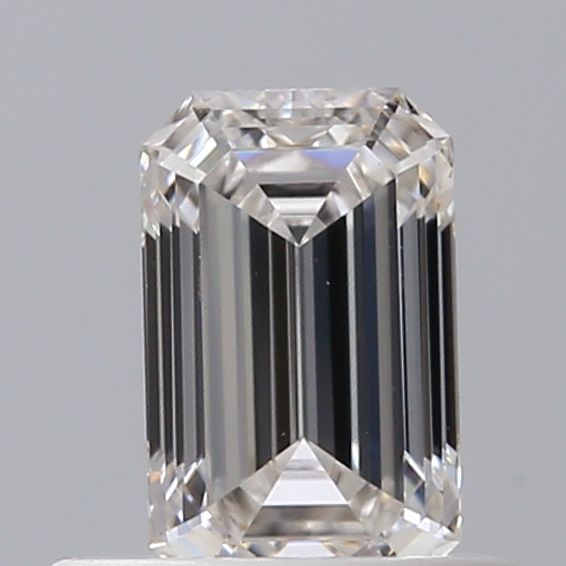 0.50 ct Emerald diamond