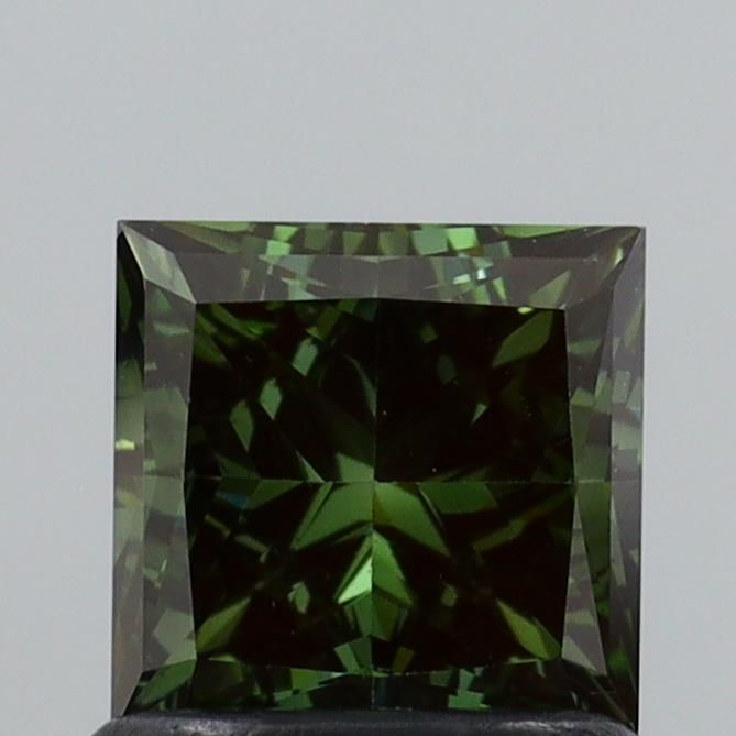 1.01 CT Fancy Vivid Green PRINCESS