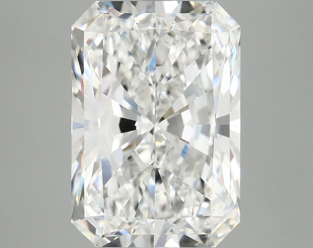 4.89 ct. radiant Lab Grown Diamond front image