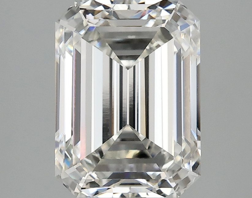 3.07 ct Emerald diamond