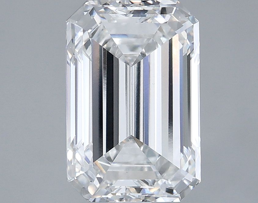 3.05 ct. emerald Lab Grown Diamond front image