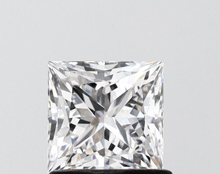 1.05 ct. princess Lab Grown Diamond front image