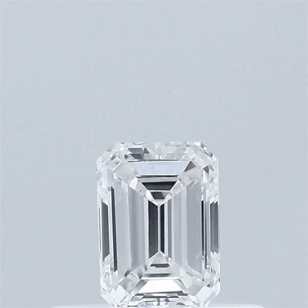 0.33 ct lab-grown Emerald Diamond
