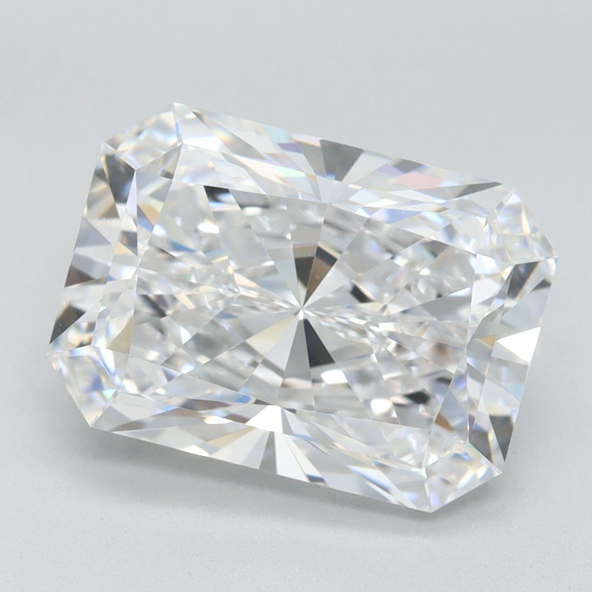 4.19 ct. radiant Lab Grown Diamond front image