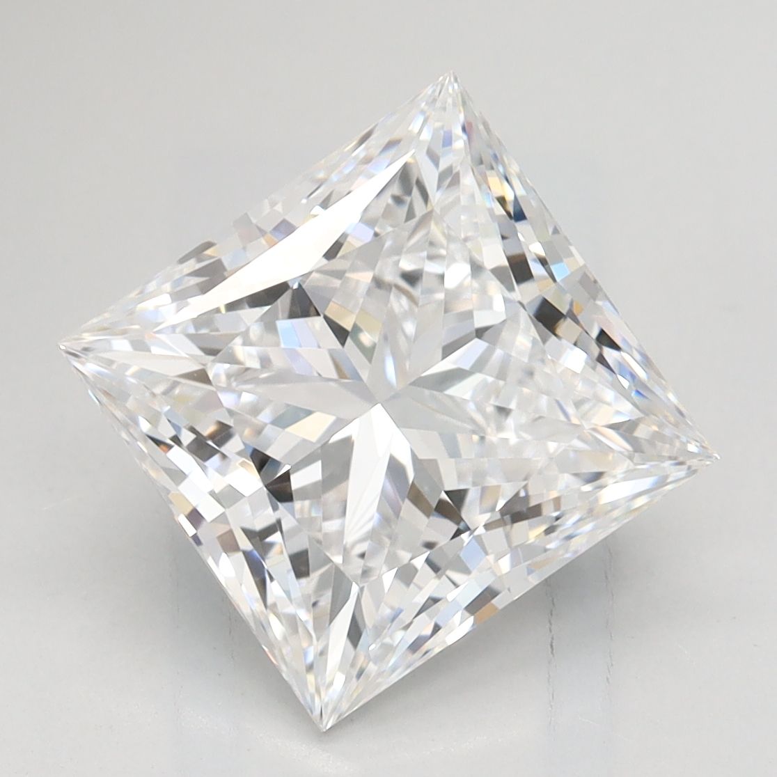 3.17 ct. princess Lab Grown Diamond front image