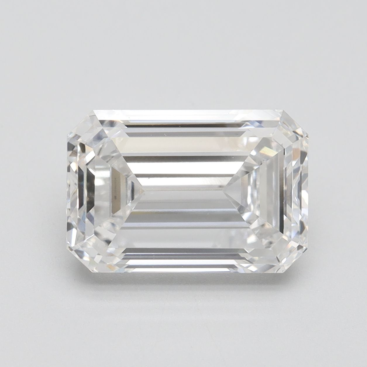 4.50 ct. emerald Lab Grown Diamond front image