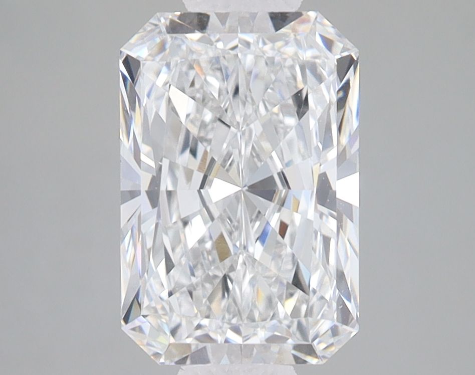 2.52 ct. radiant Lab Grown Diamond front image