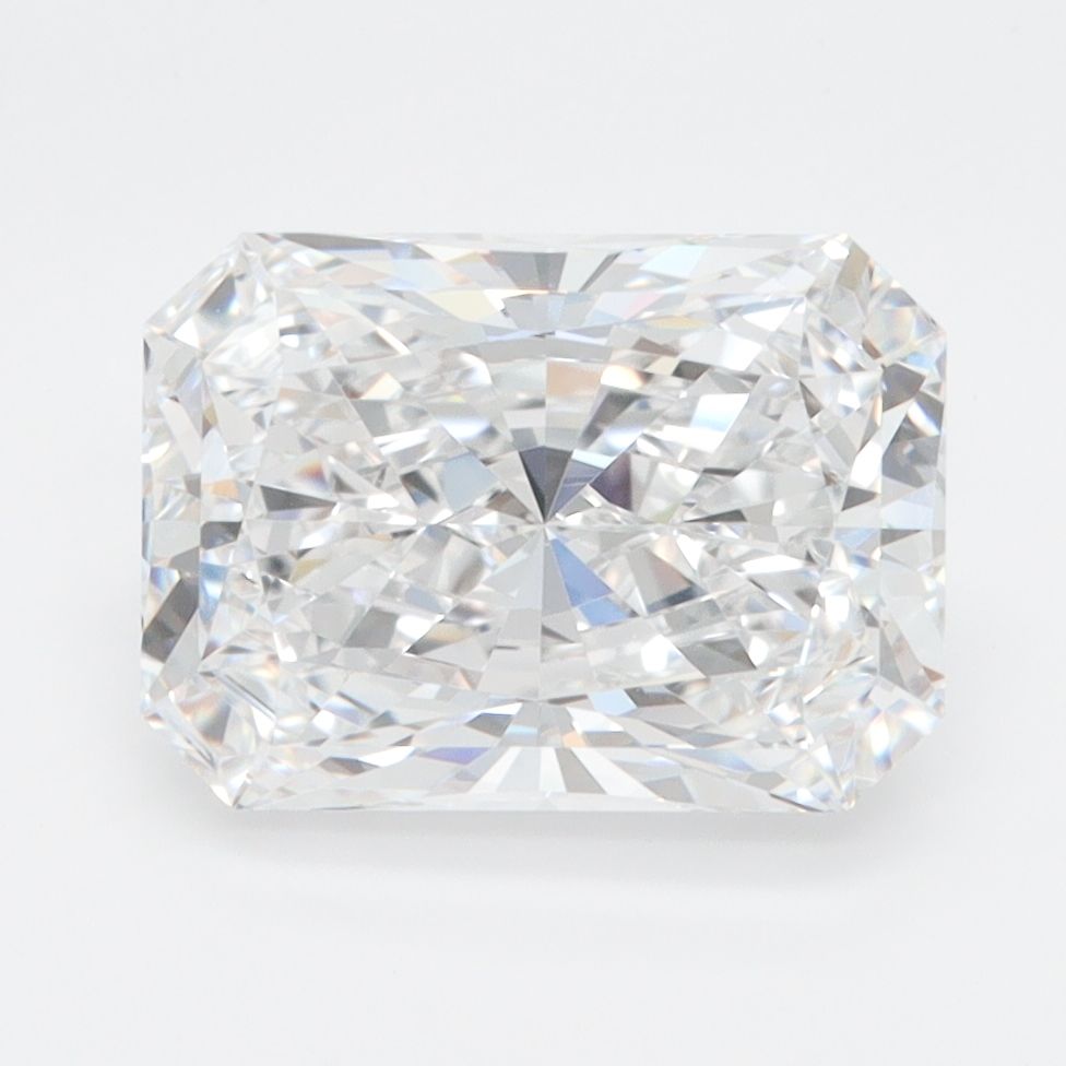 3.02 ct. radiant Lab Grown Diamond front image