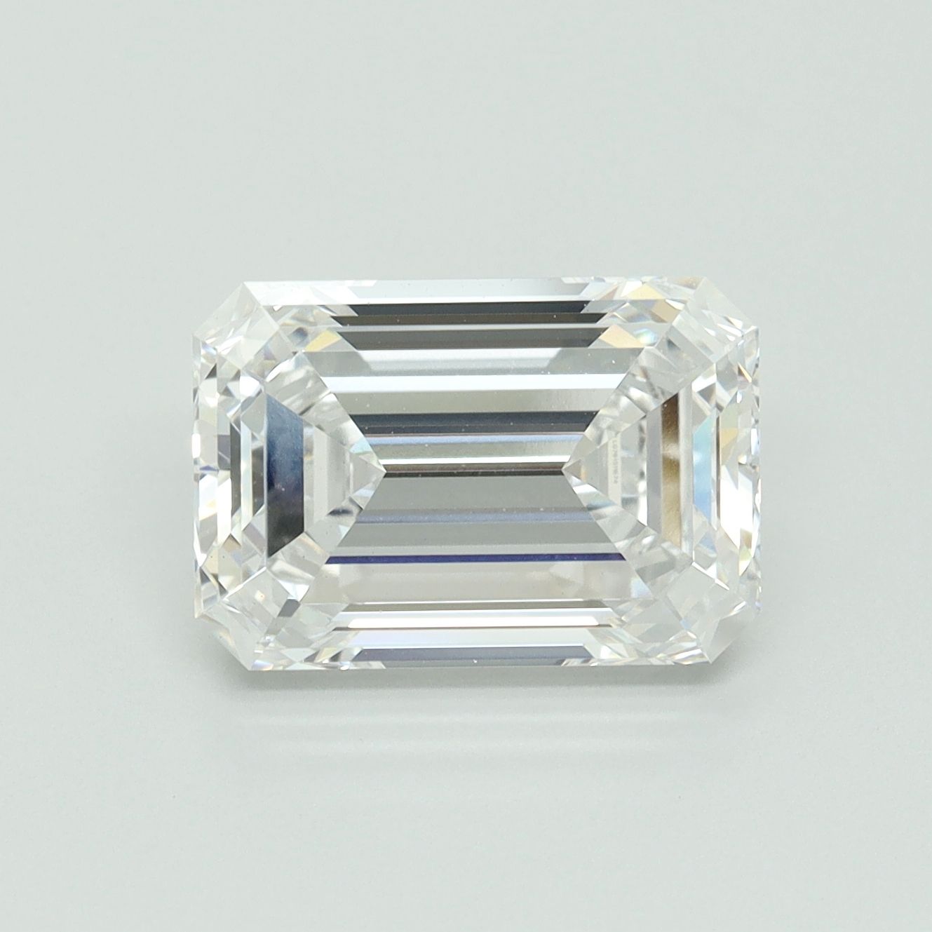 4.07 ct. emerald Lab Grown Diamond front image