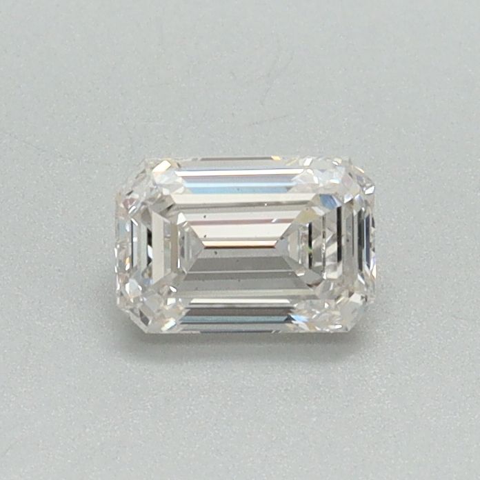 0.40 ct Emerald diamond