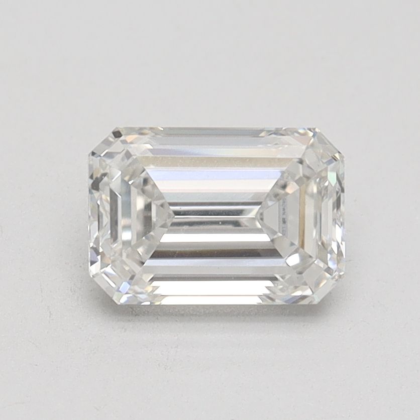1.05 ct. emerald Lab Grown Diamond front image
