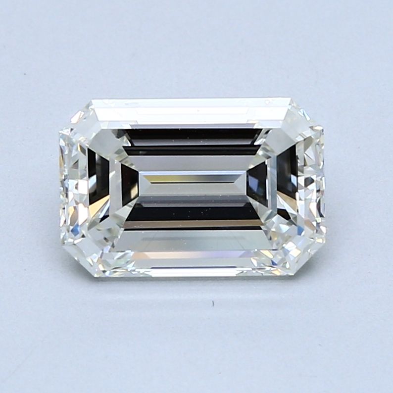 2.03 ct Emerald diamond