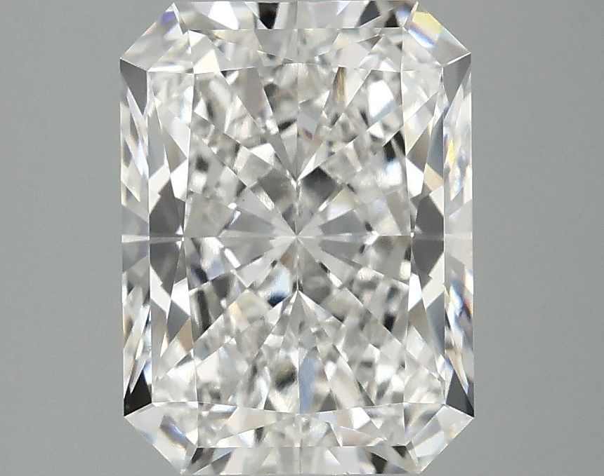 3.08 ct Radiant diamond
