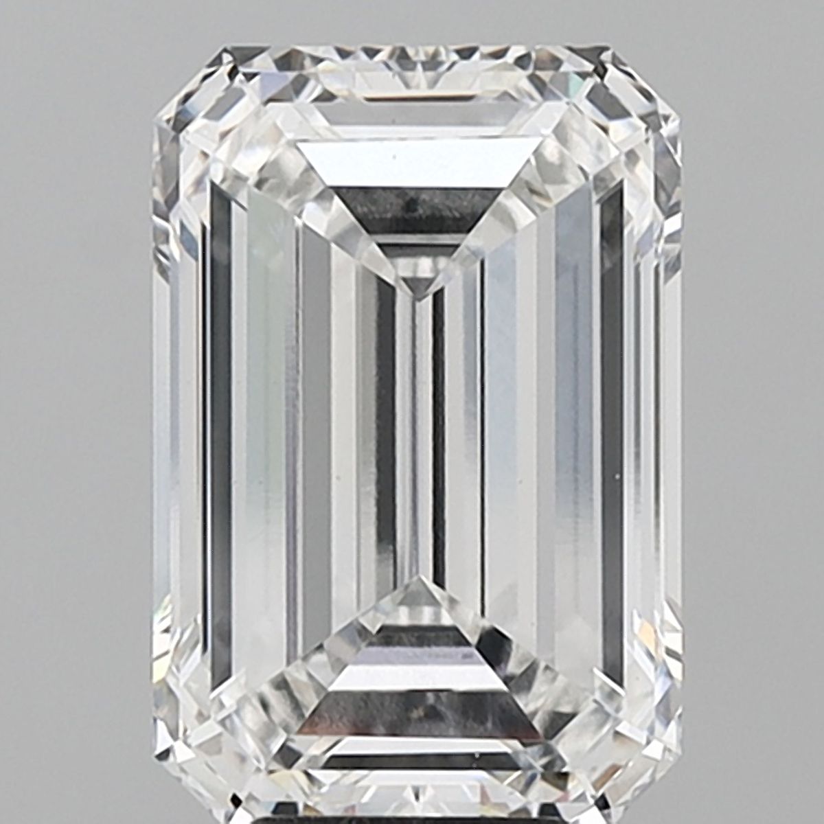 7.50 ct. emerald Lab Grown Diamond front image