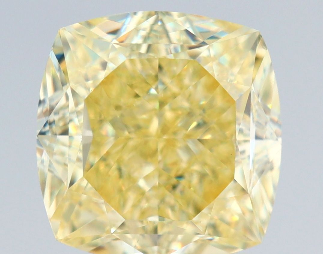 2.01 ct Cushion Brilliant diamond