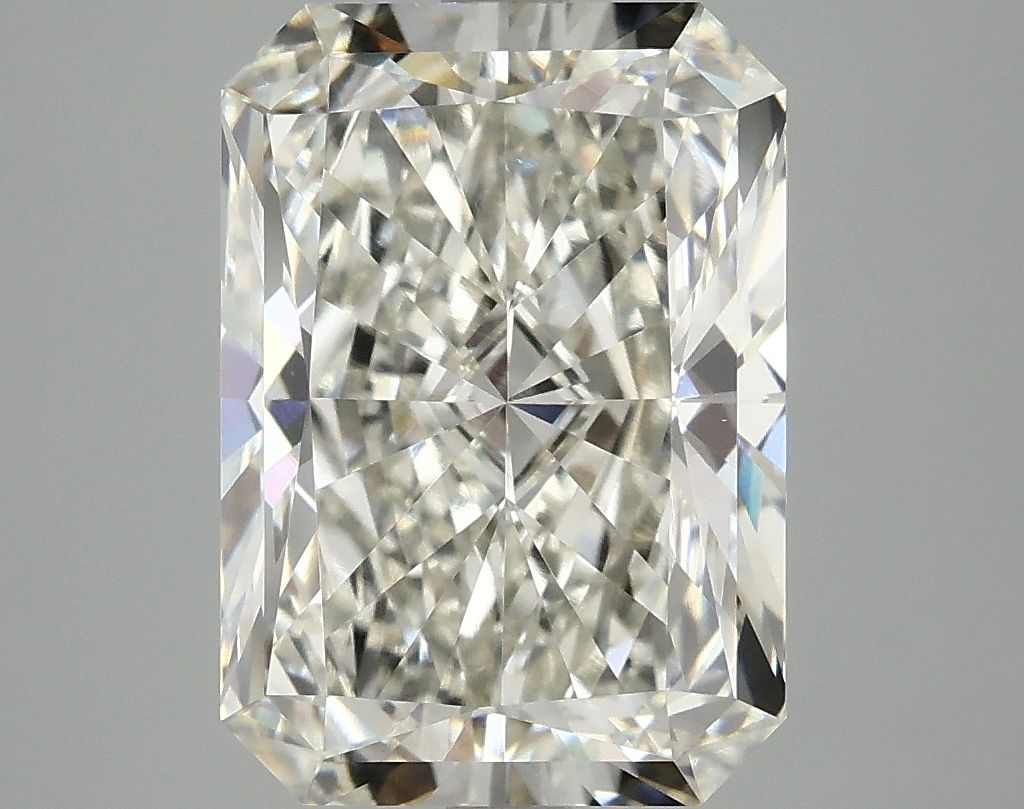 5.01 ct. radiant Lab Grown Diamond front image