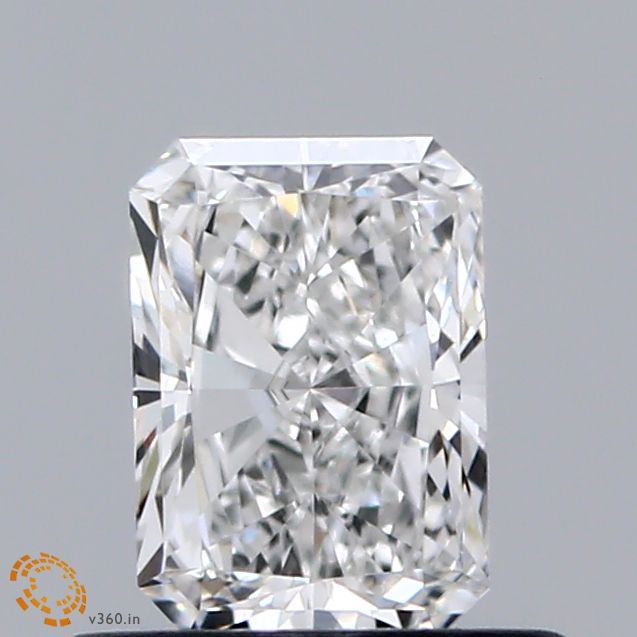 0.62 ct lab-grown Radiant Diamond