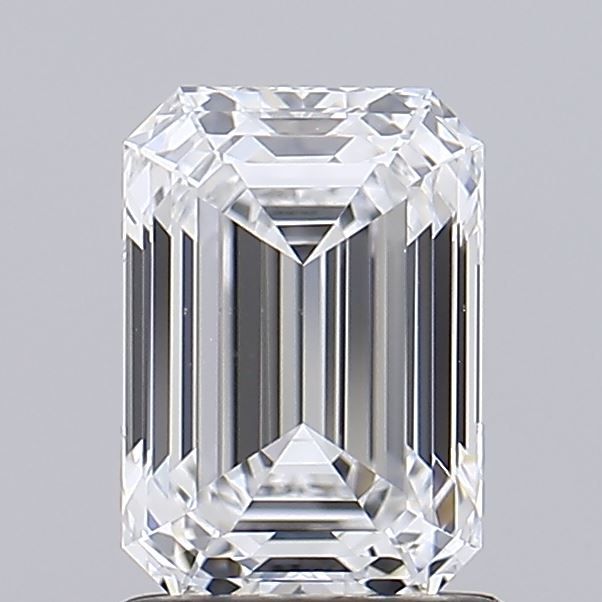 1.50 ct. emerald Lab Grown Diamond front image