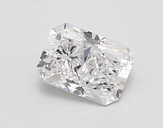 0.75 ct. radiant Lab Grown Diamond front image