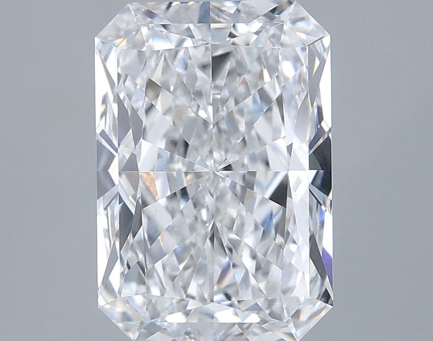 2.85 ct. radiant Lab Grown Diamond front image