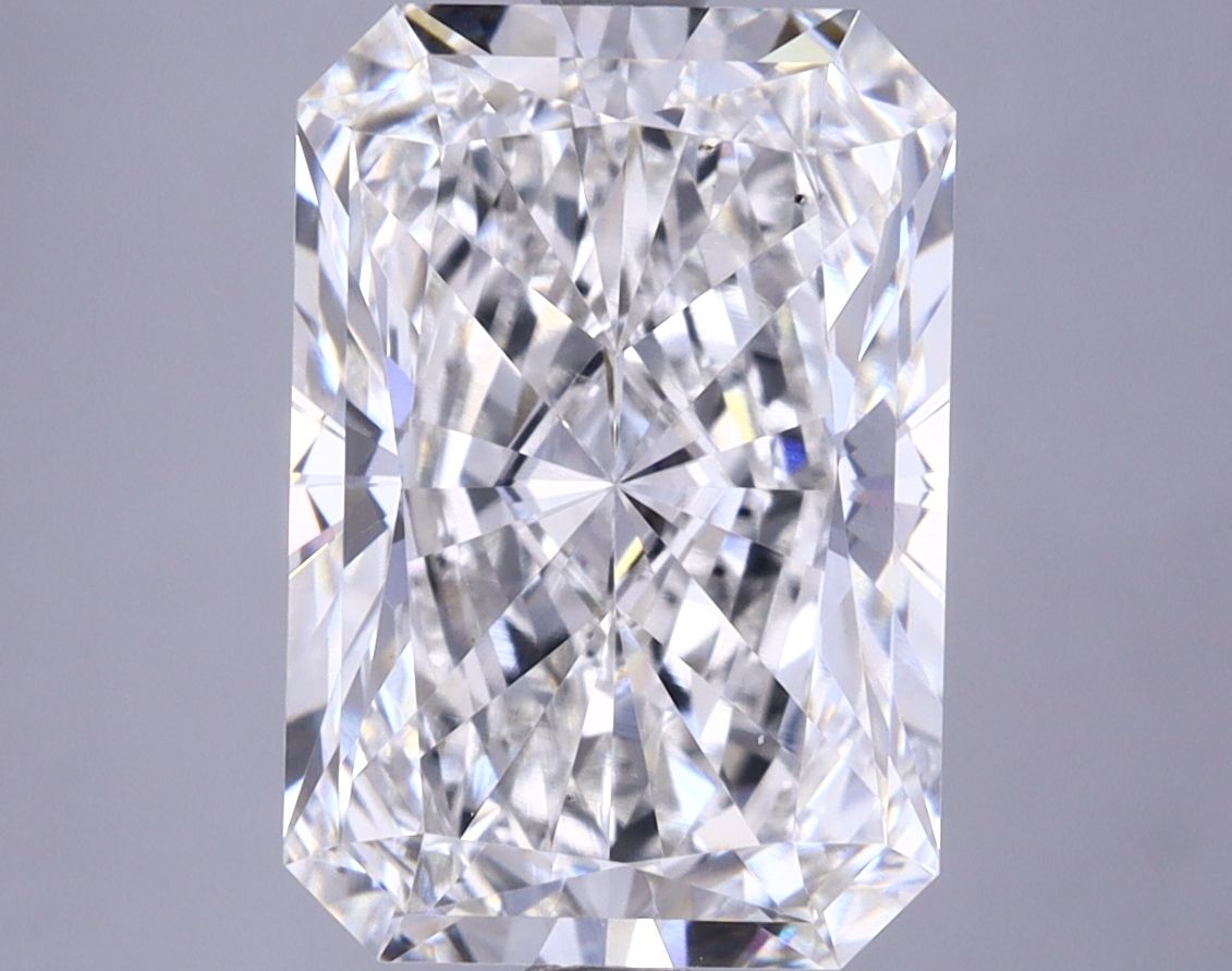 4.75 ct. radiant Lab Grown Diamond front image