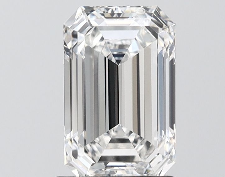 1.52 ct. emerald Lab Grown Diamond front image