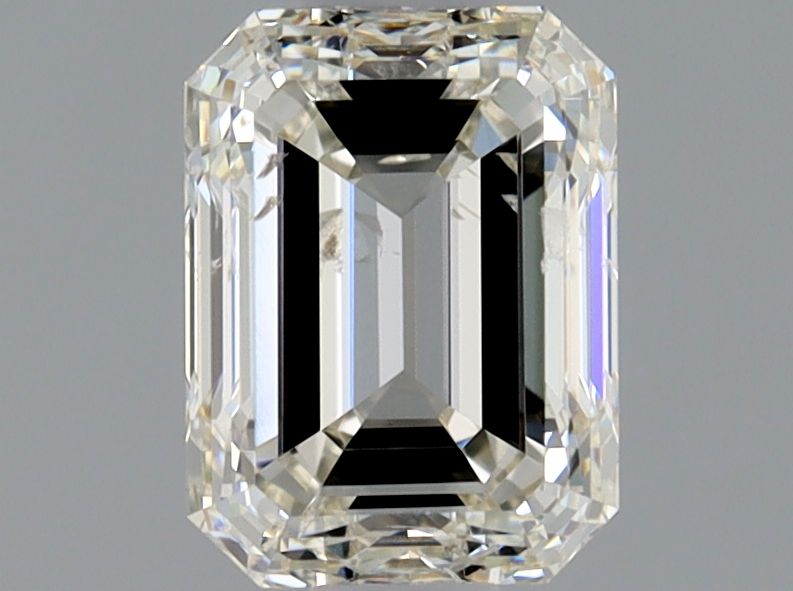 0.90ct Emerald diamond