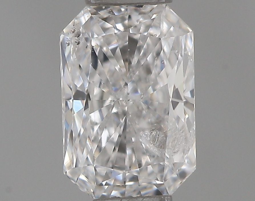0.36ct Radiant diamond