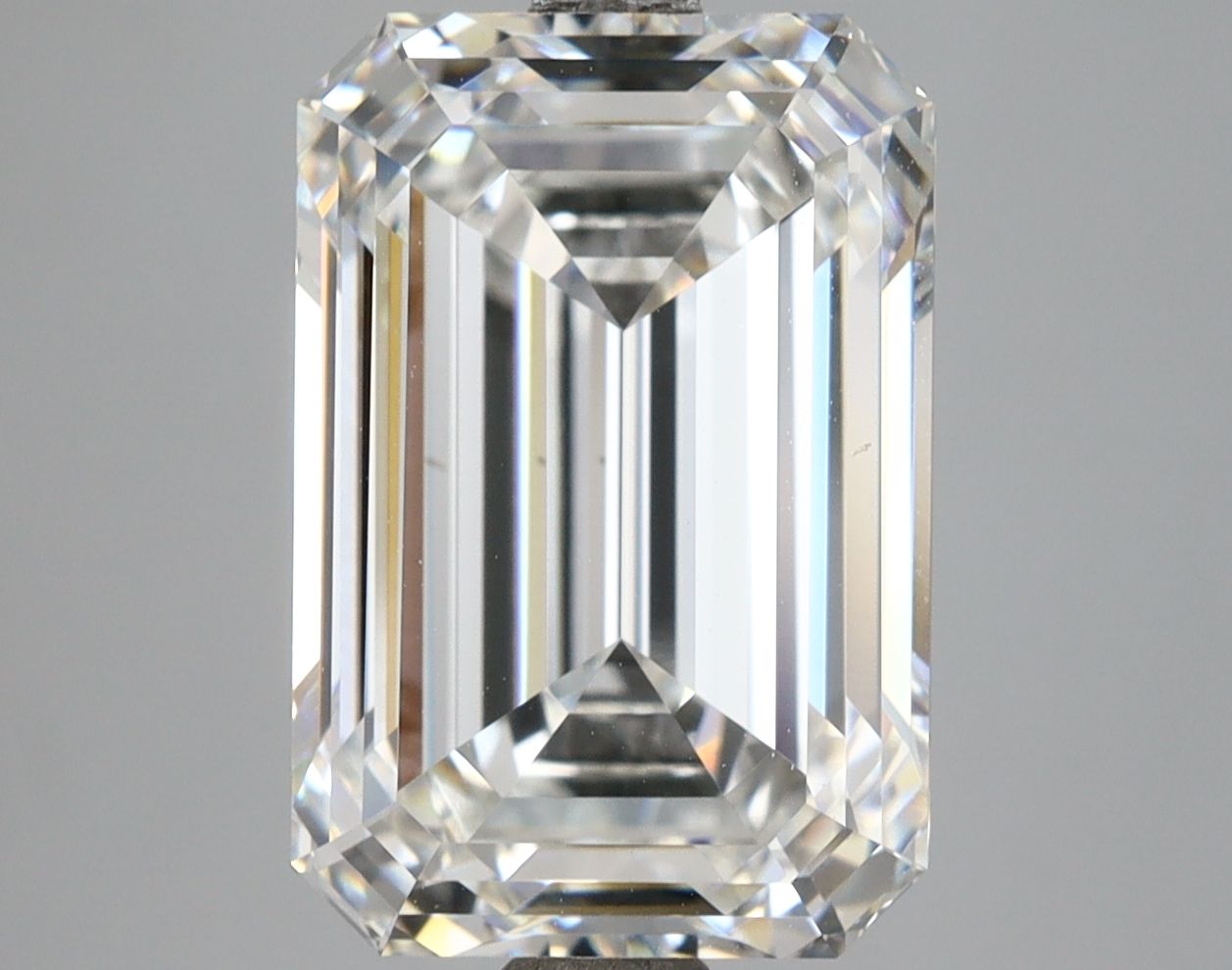 7.09 ct. emerald Lab Grown Diamond front image