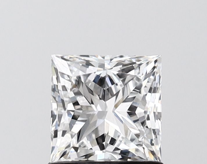 1.1 ct lab-grown Princess Diamond