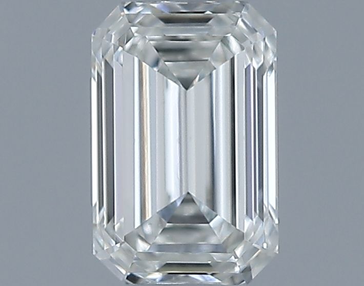 0.40 ct Emerald diamond