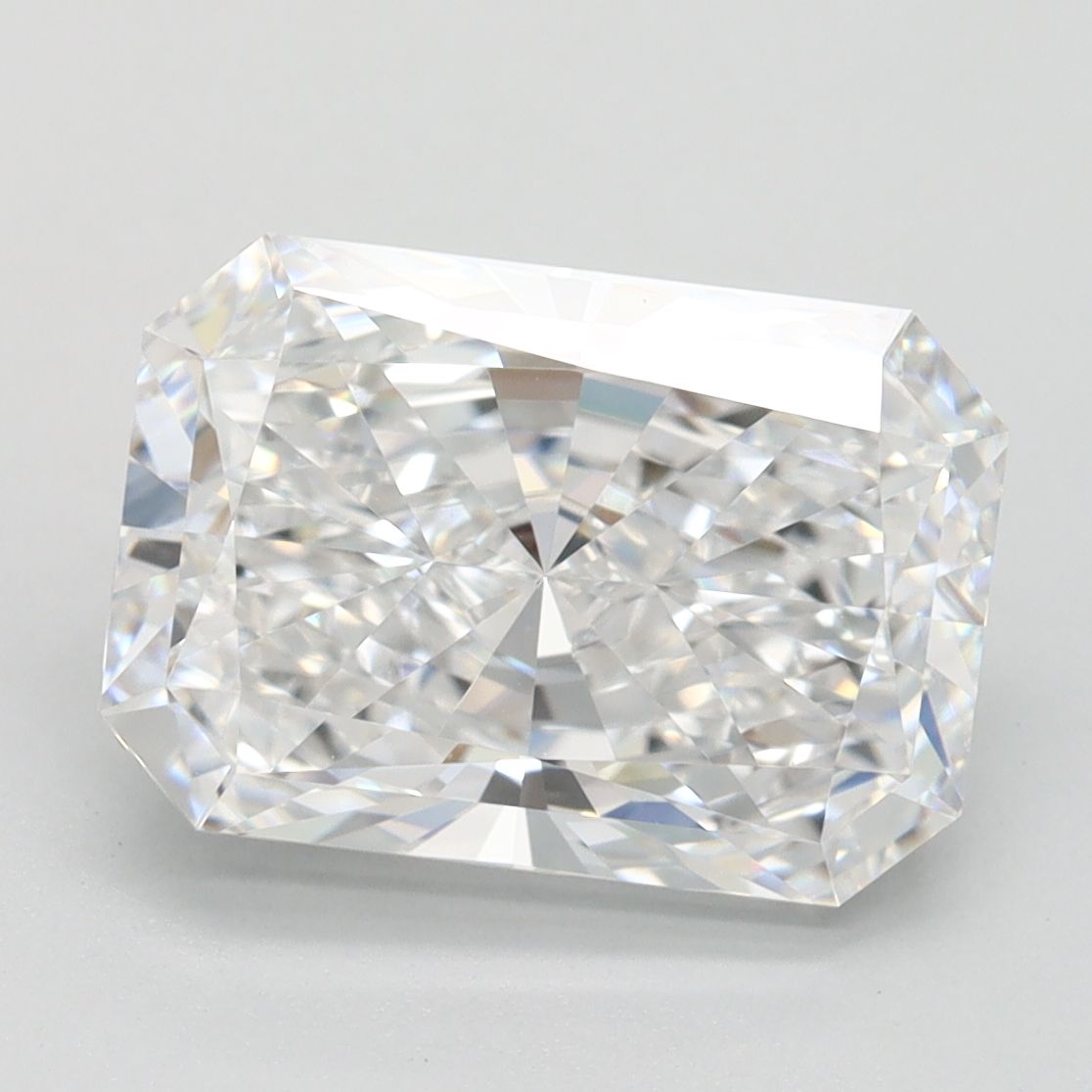 3.13 ct. radiant Lab Grown Diamond front image