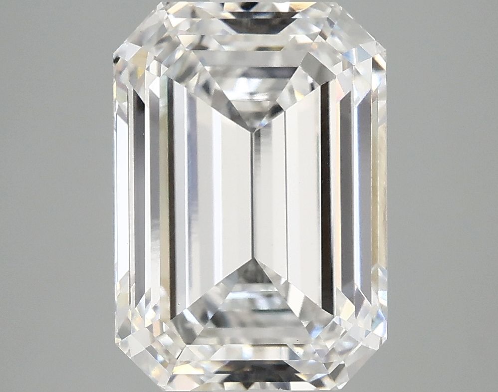 5.04 ct. emerald Lab Grown Diamond front image