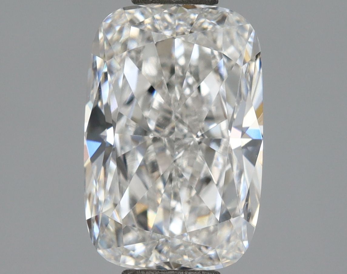 1.60 ct Cushion Brilliant diamond