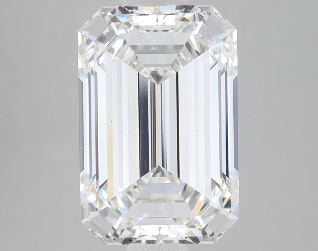 3.56 ct Emerald diamond
